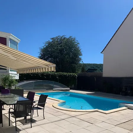 Le 8 Alojamento de Acomodação e Pequeno-almoço 3*