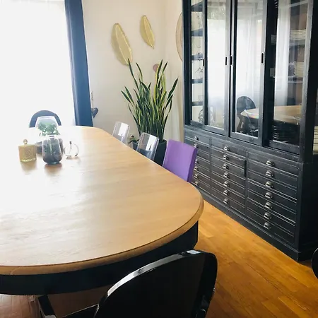 Alojamento de Acomodação e Pequeno-almoço Le 8 3*